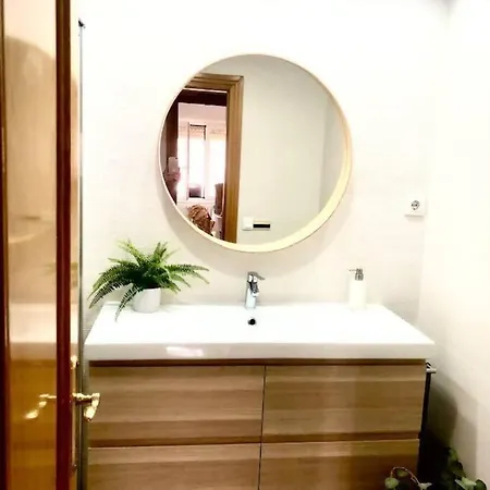 Daire Nuevo! Con Piscina A 2 Minutos Estacion Tren Ave *