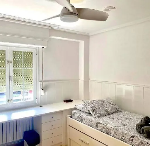 Nuevo! Con Piscina A 2 Minutos Estacion Tren Ave. 아파트 *