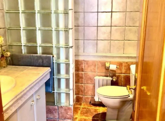 아파트 Nuevo! Con Piscina A 2 Minutos Estacion Tren Ave. *